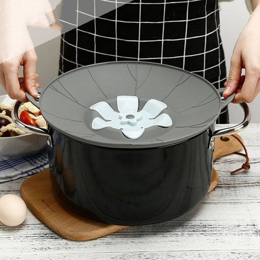Flower-Shaped Silicone Pot Cover – Anti-Overflow Cooking Lid